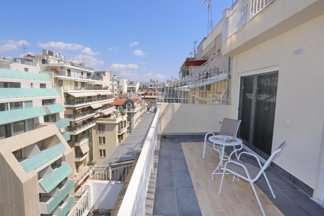 Downtown Seaside Suites เทสซาโลนิกิ ภายนอก รูปภาพ